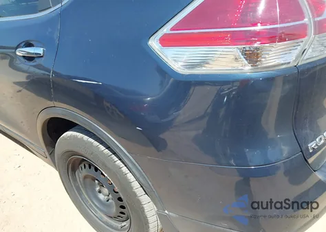 2015 Nissan Rogue S z USA, uszkodzony, nr VIN 5N1AT2MTXFC927053